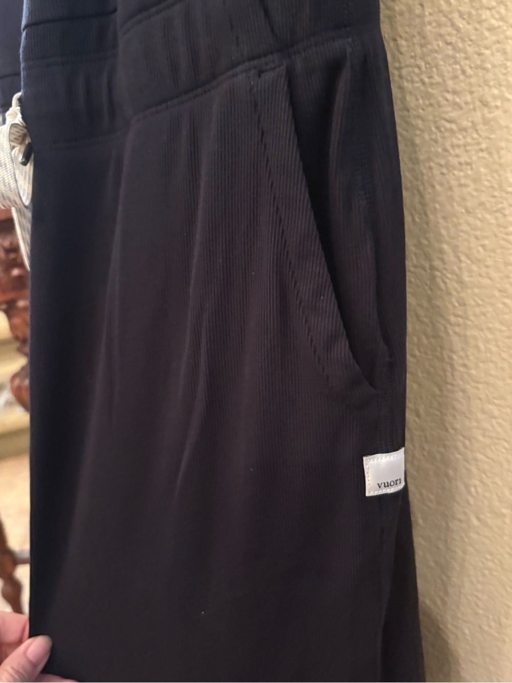 VUORI Women Black Pose Scoop Jumpsuit Size Small - Picture 5 of 8